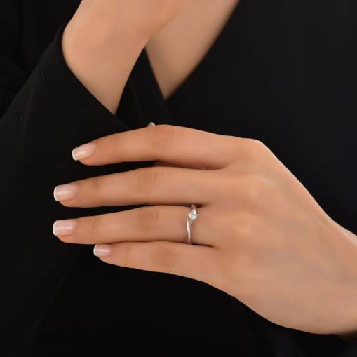 0,15Ct Pırlanta Tektaş Yüzük - 18K - 2